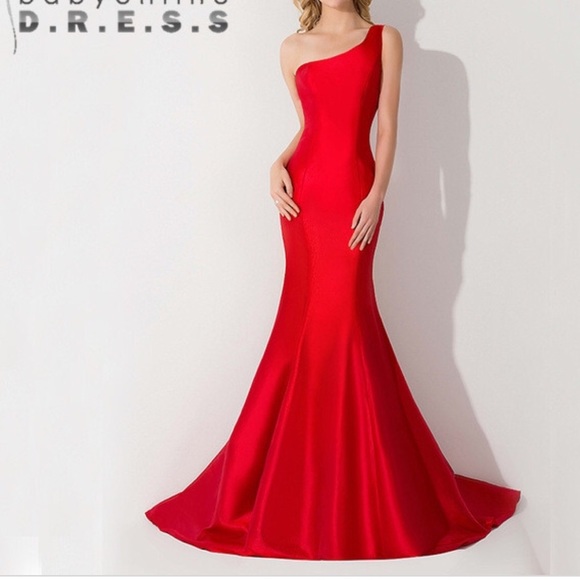 Dresses & Skirts - Brand New Red Formal Gown.